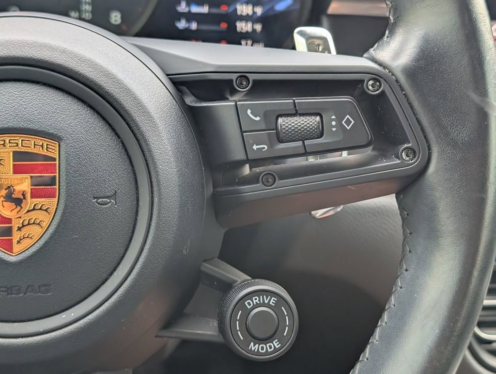 Certified 2022 Porsche Macan GTS image 25