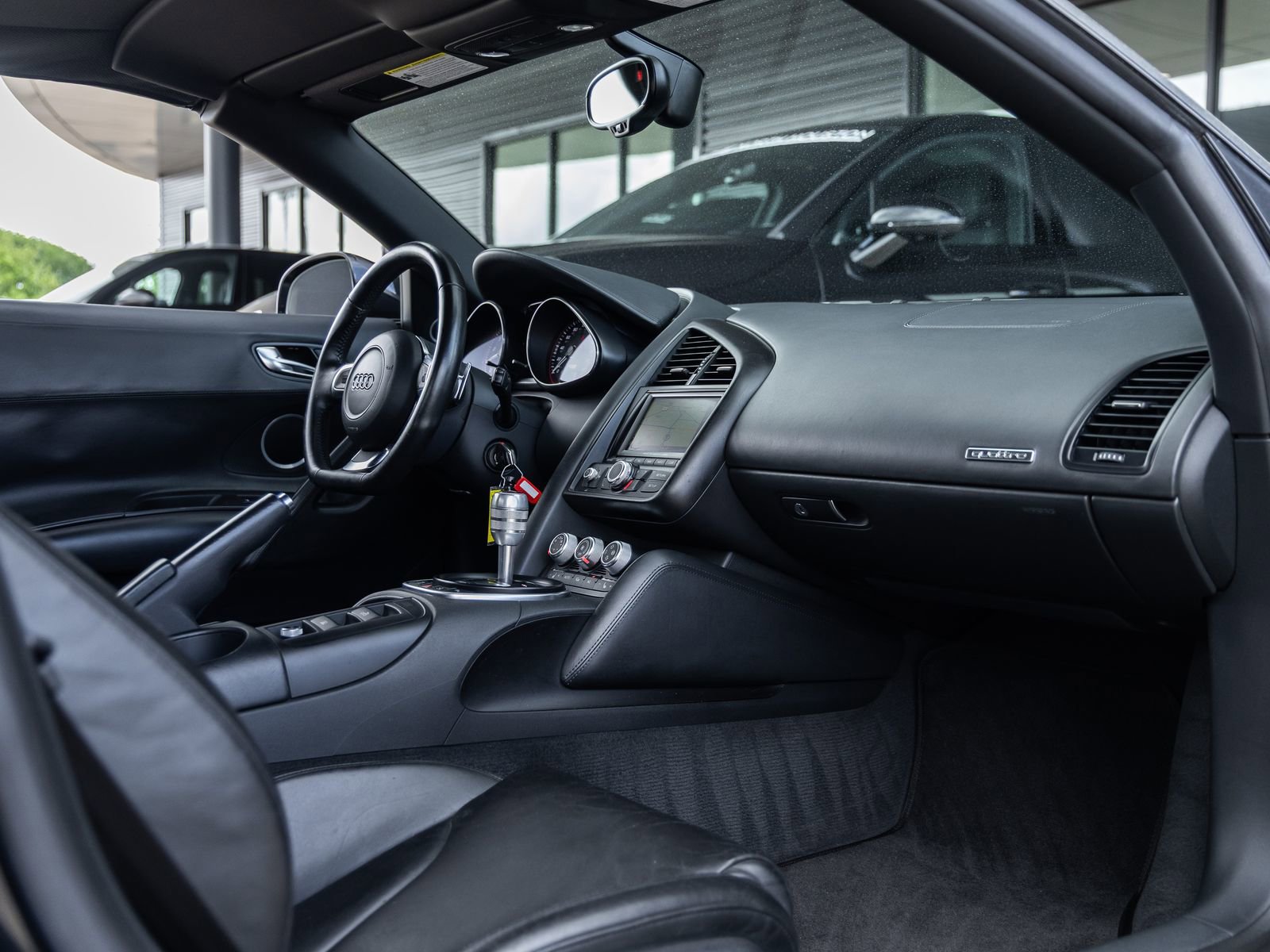 Used 2011 Audi R8 V10 AWD/4WD image 39