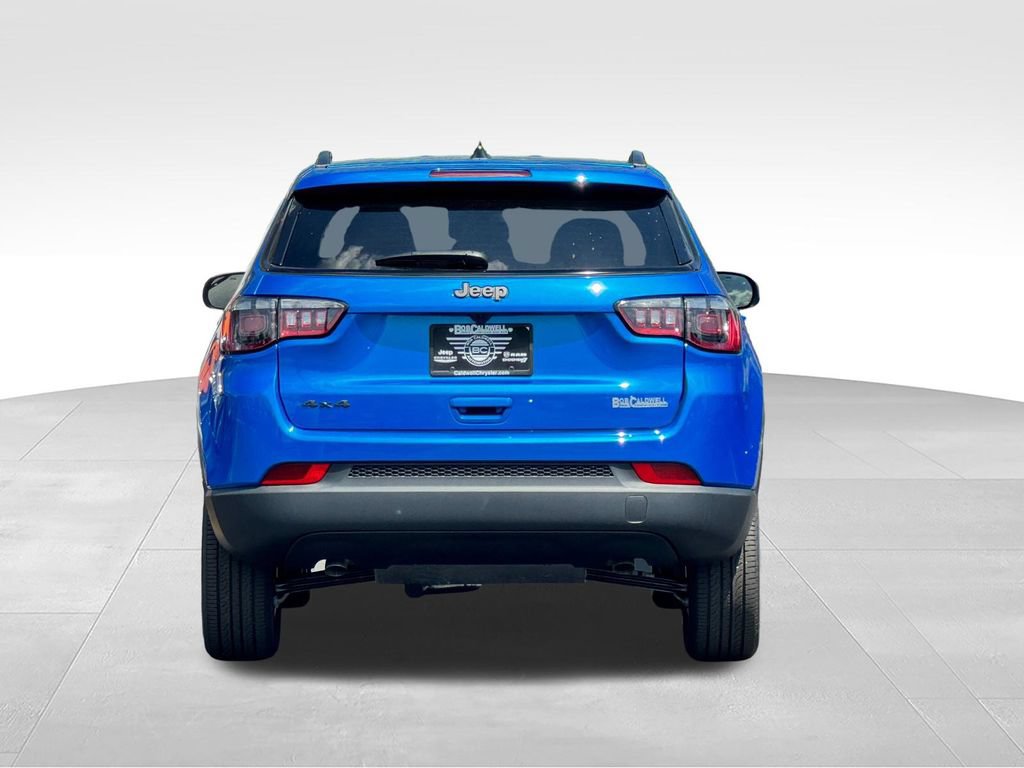 New 2026 Jeep Compass Latitude AWD/4WD image 6