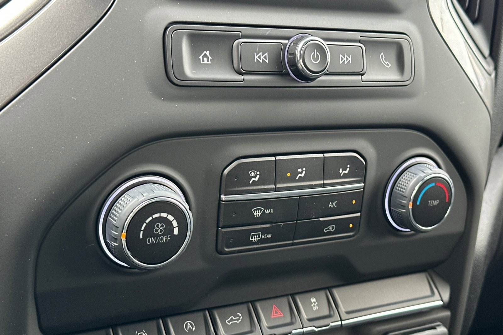 New 2025 Chevrolet Silverado 1500 Custom image 22