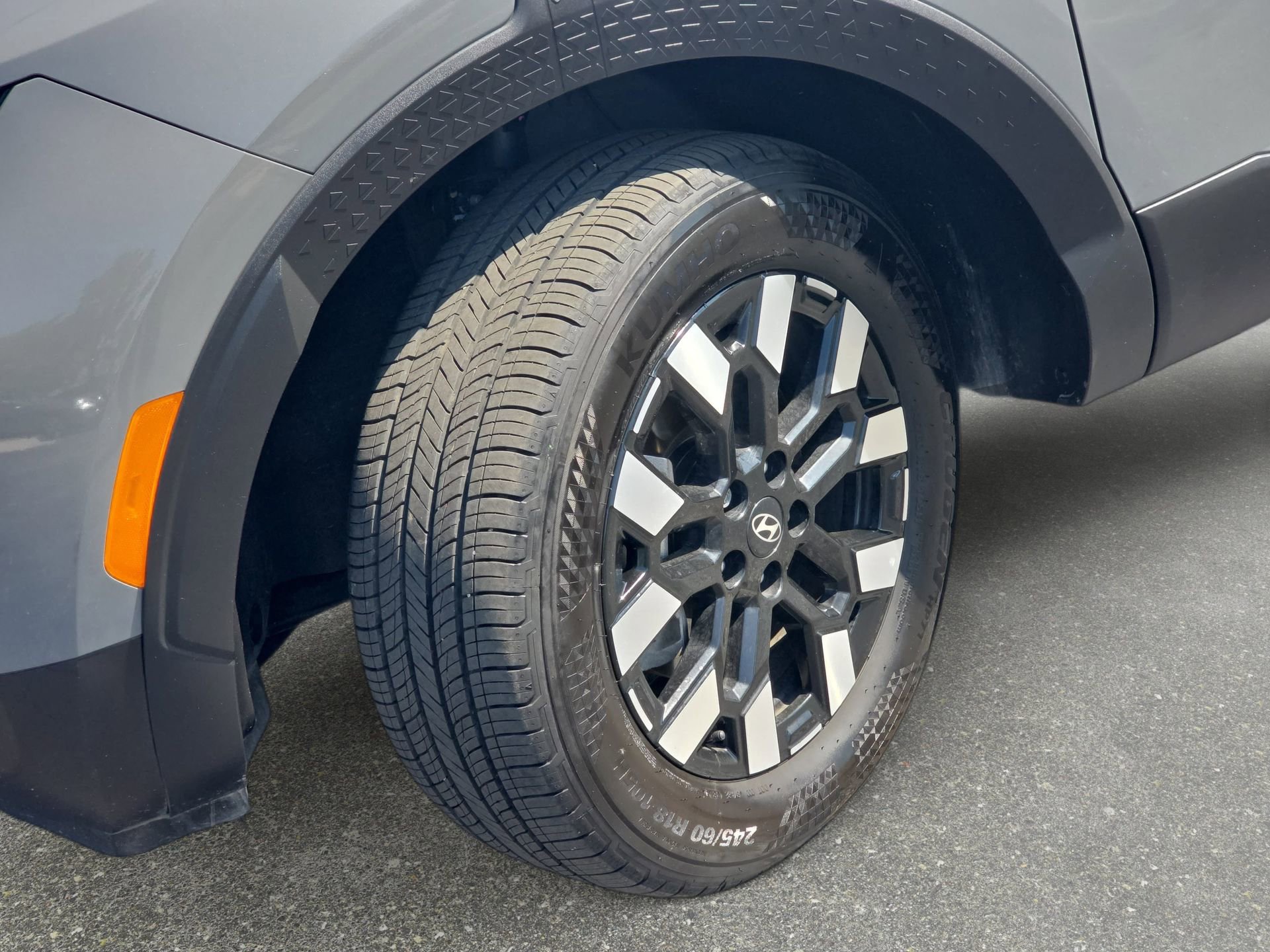 Used 2025 Hyundai Santa Cruz SEL FWD image 29