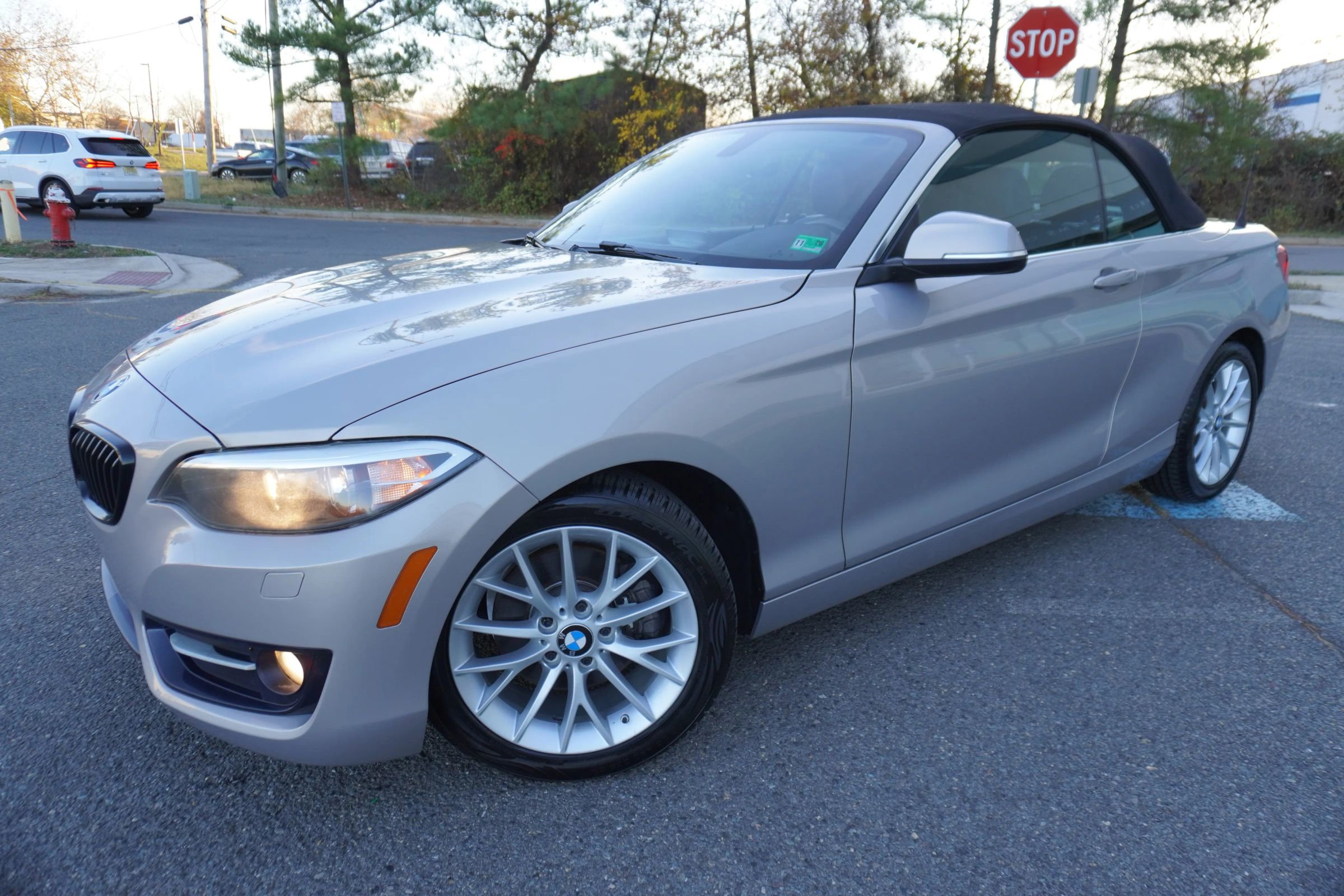 Used 2016 BMW 228i Convertible image 3