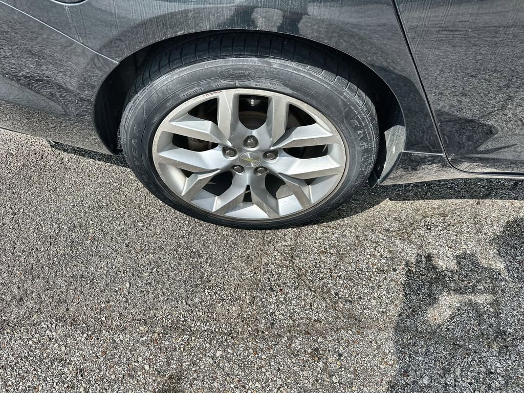 Used 2018 Chevrolet Impala Premier image 12