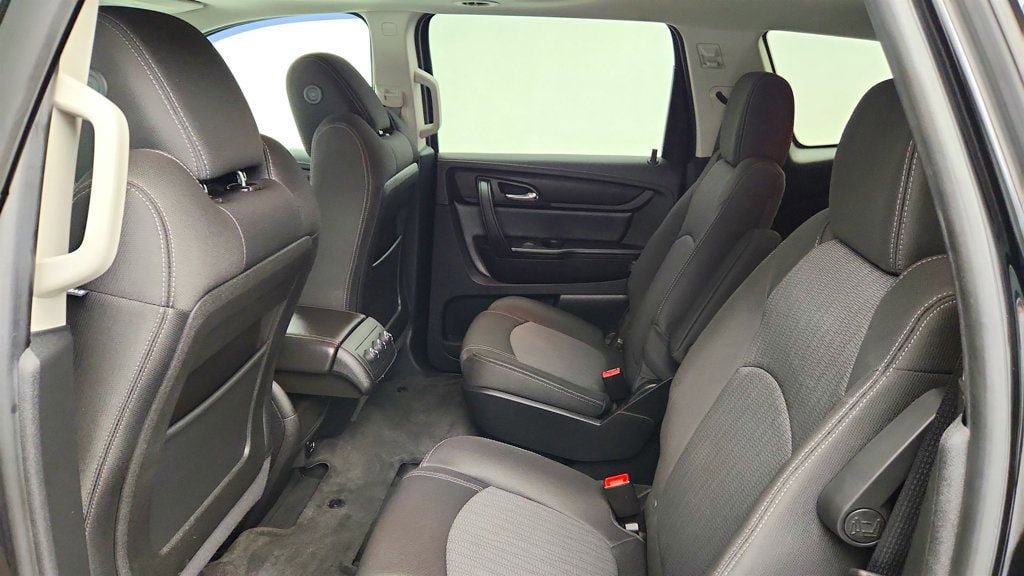 Used 2017 Chevrolet Traverse LT w/ Style and Technology Package AWD/4WD image 20