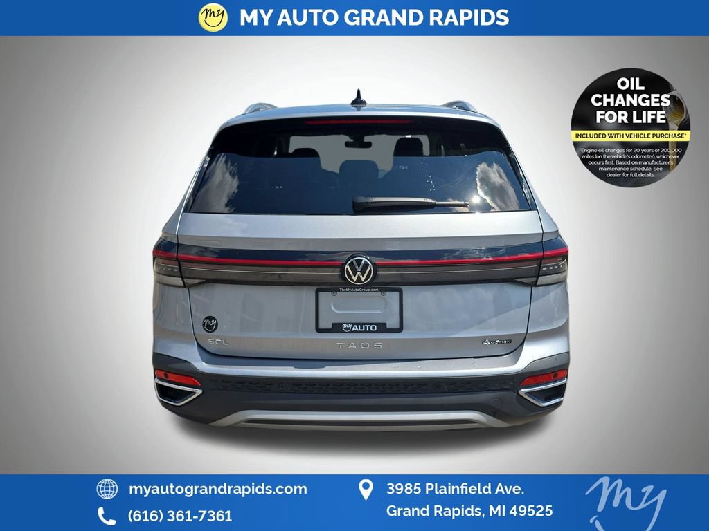 Used 2025 Volkswagen Taos SEL w/ Black Wheel Plus Package AWD/4WD image 6