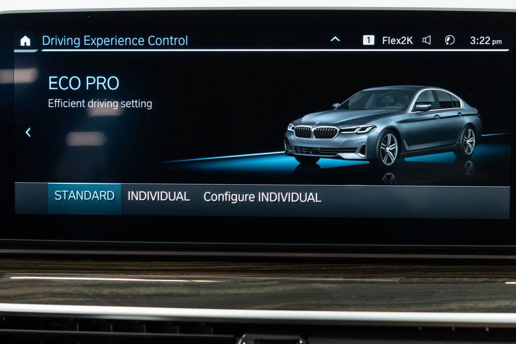 Used 2022 BMW 530i xDrive w/ Premium Package image 27