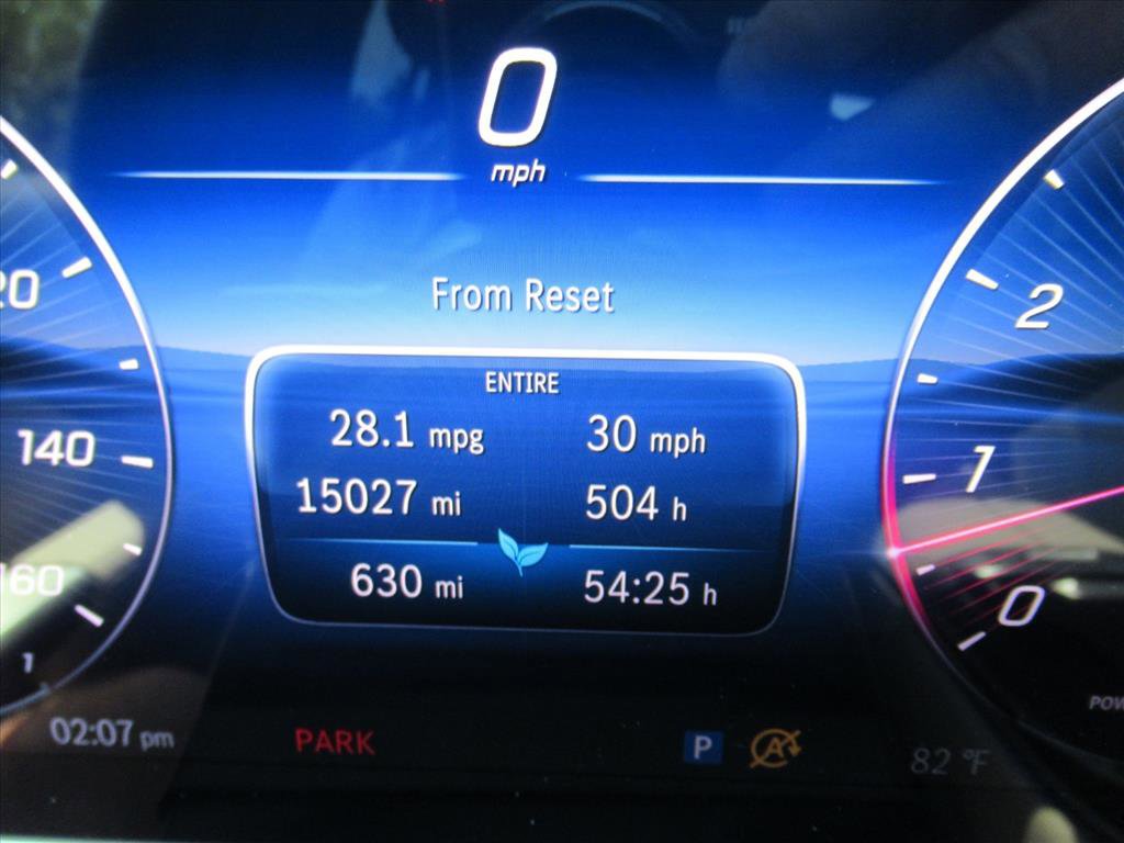 Used 2025 Mercedes-Benz GLC 300 image 24