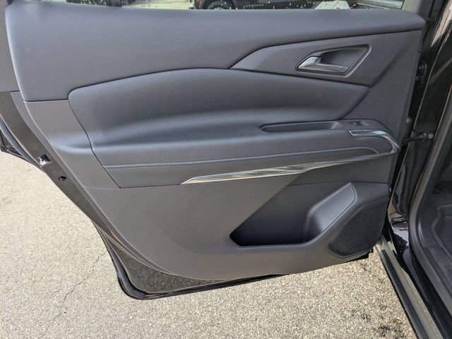 New 2026 Chevrolet Traverse LT w/ Midnight/Sport Edition FWD image 26