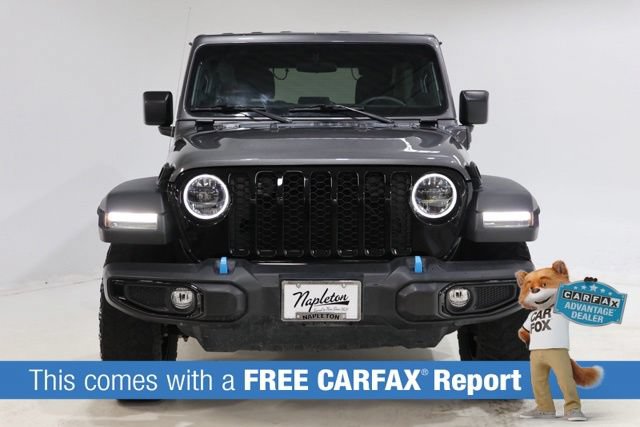 Used 2023 Jeep Wrangler Unlimited w/ Cold Weather Group AWD/4WD image 2