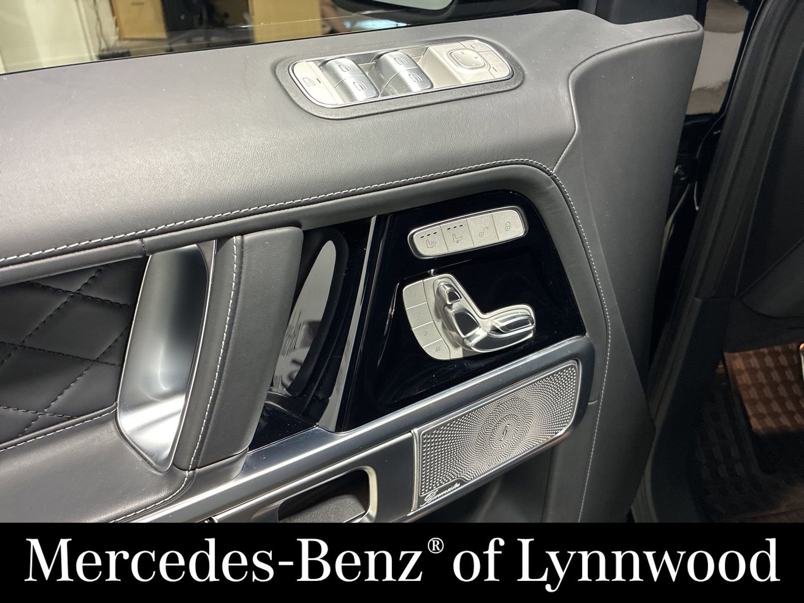 Used 2023 Mercedes-Benz G 550 image 7