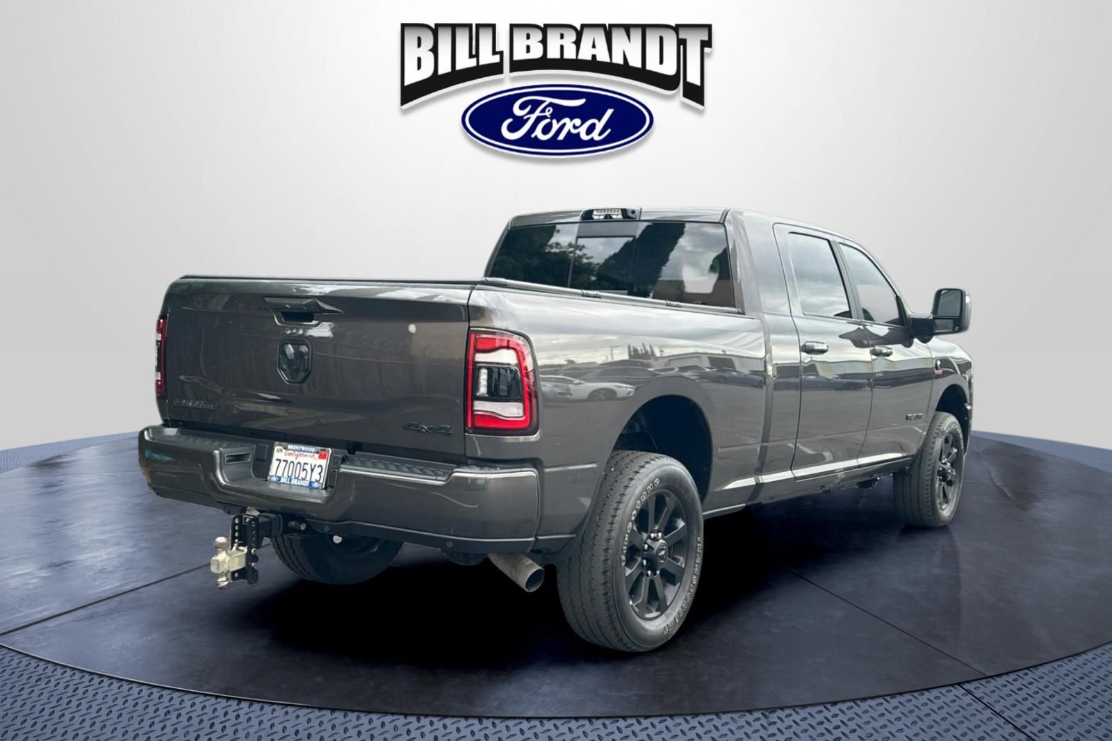 Used 2024 RAM 3500 Laramie w/ Night Edition AWD/4WD image 3