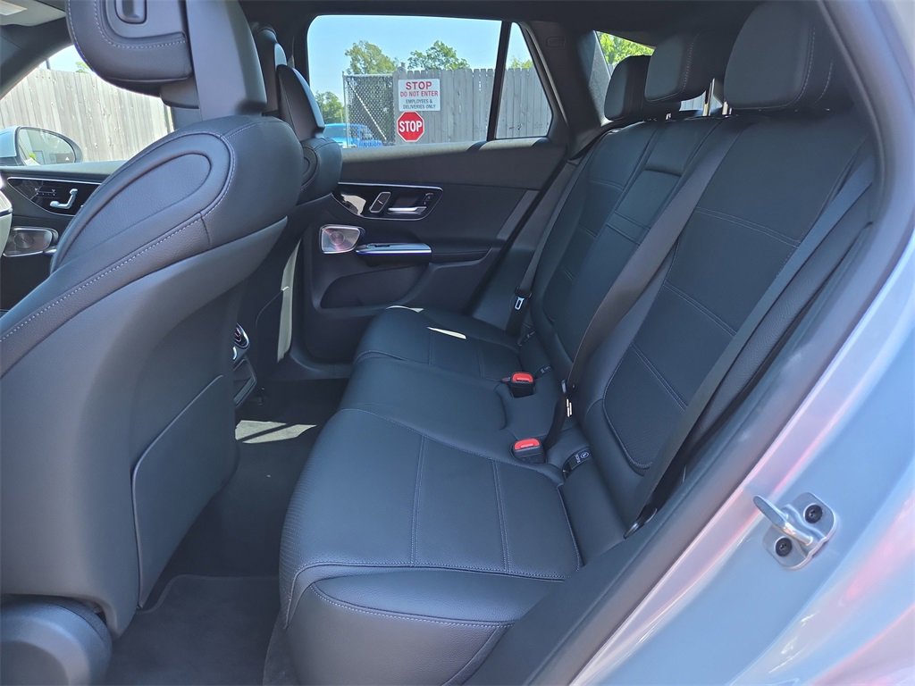 New 2025 Mercedes-Benz GLC 300 4MATIC image 12
