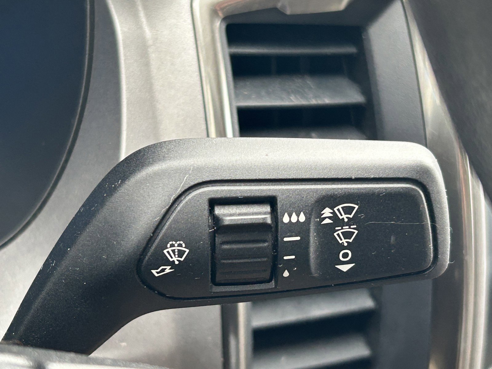 Used 2019 Ford Ranger XLT w/ FX4 Off-Road Package image 26