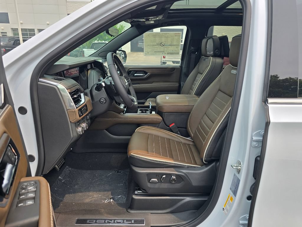 New 2026 GMC Yukon XL Denali Ultimate AWD/4WD image 22