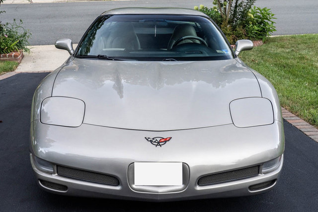 Used 2000 Chevrolet Corvette Coupe RWD image 13