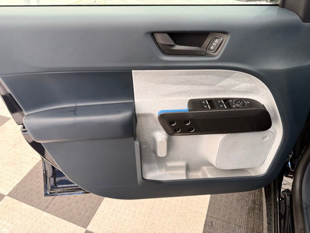 New 2025 Ford Maverick XLT FWD image 14