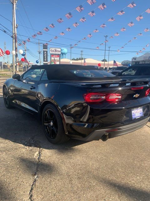 Used 2023 Chevrolet Camaro LT image 3