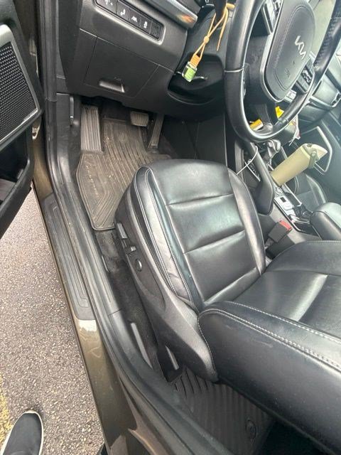 Used 2022 Kia Telluride S AWD/4WD image 8