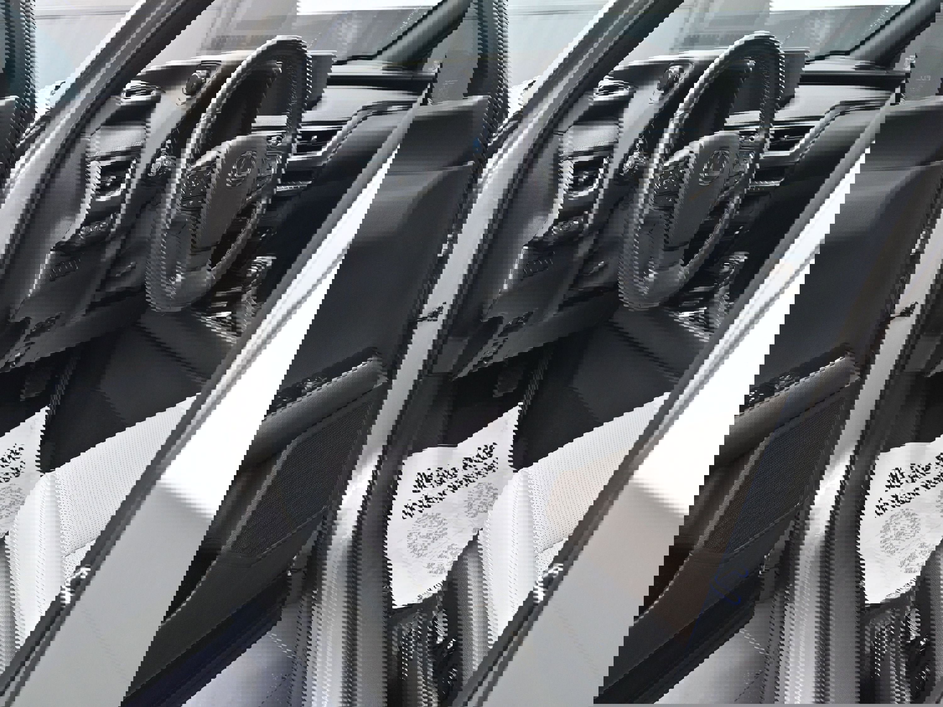 Used 2021 Lexus UX 250h w/ Premium Package image 9