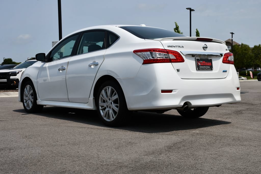 Used 2014 Nissan Sentra SR w/ Premium Package FWD image 7