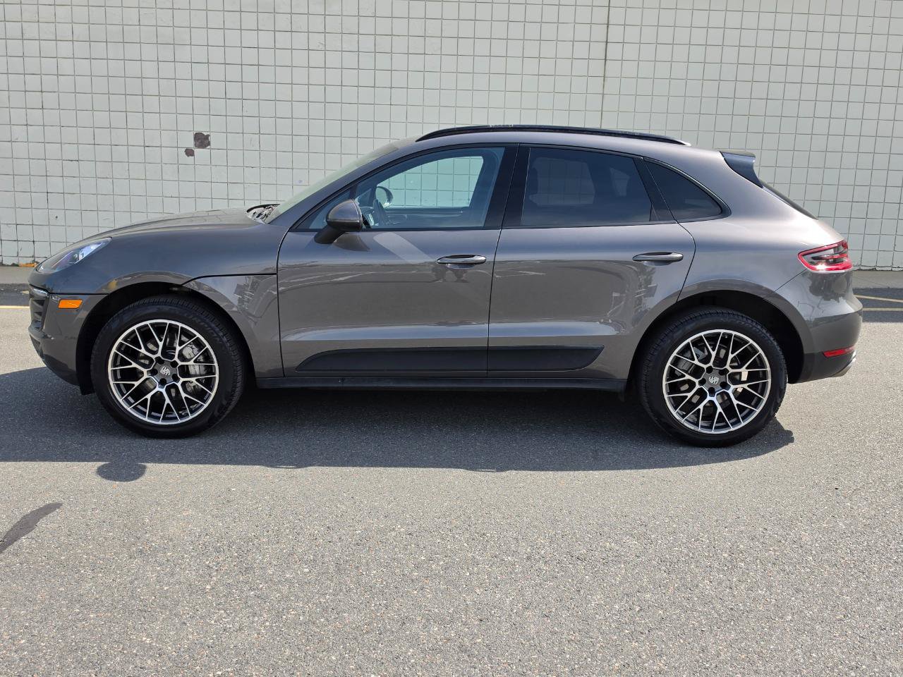 Used 2015 Porsche Macan S AWD/4WD image 4