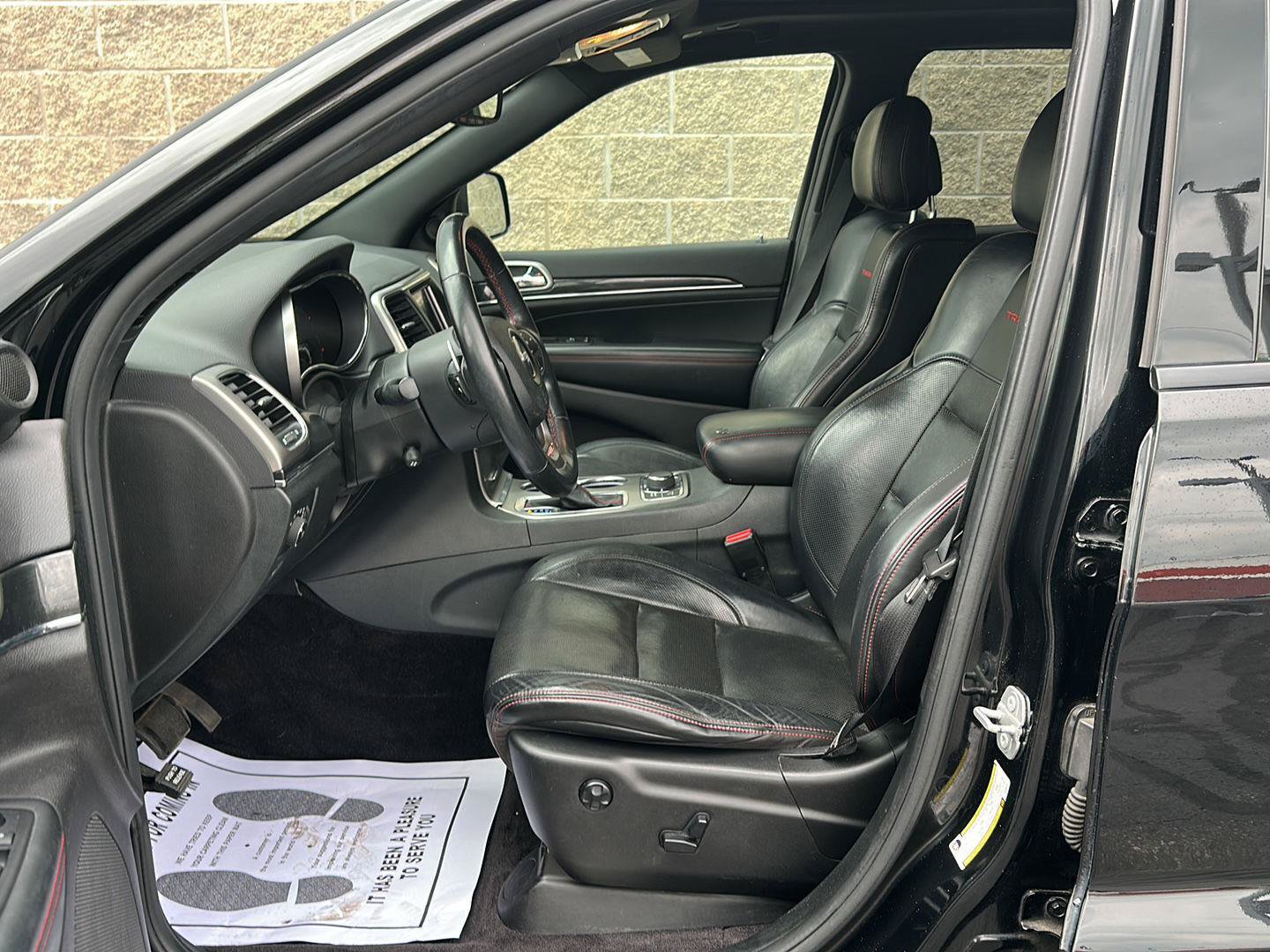 Used 2018 Jeep Grand Cherokee Trailhawk w/ Trailhawk Luxury Group AWD/4WD image 6