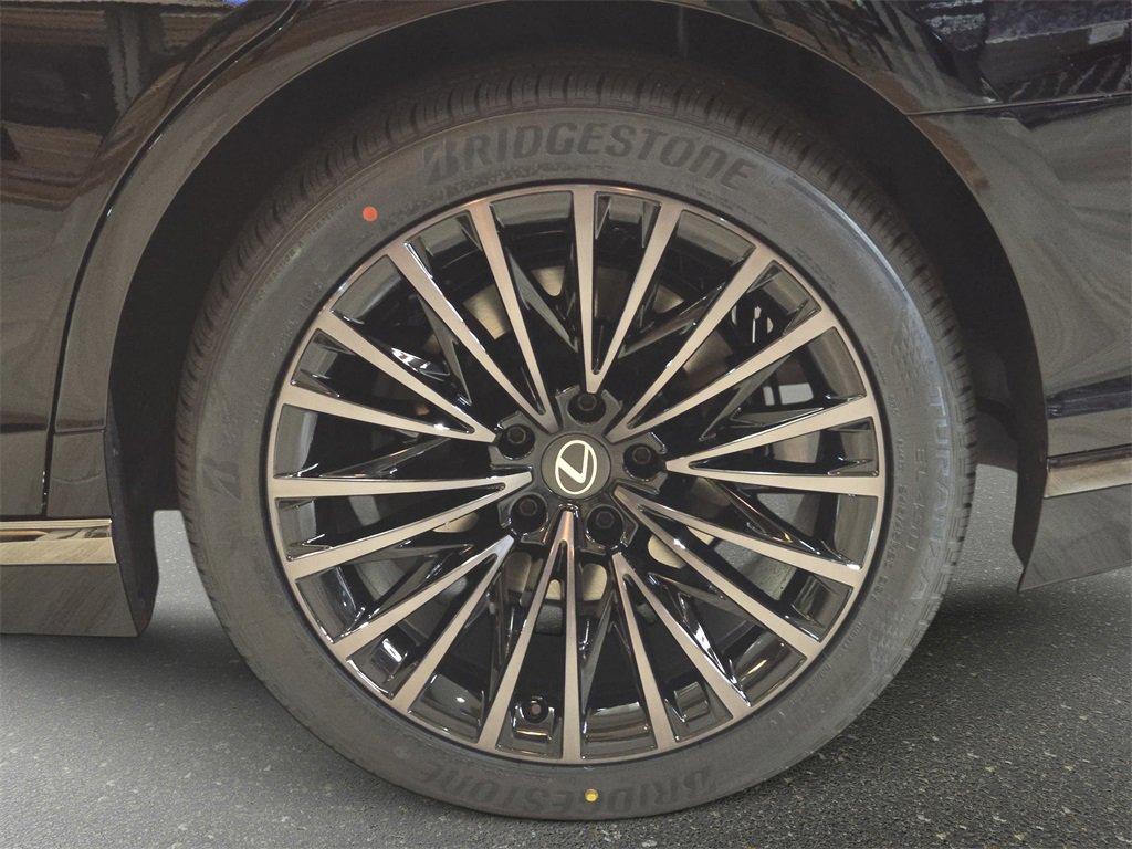 New 2026 Lexus LS 500 AWD image 34