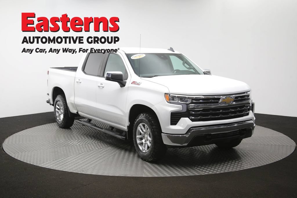 Used 2023 Chevrolet Silverado 1500 LT AWD/4WD image 47