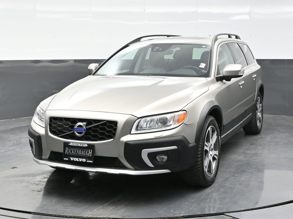 Used 2015 Volvo XC70 T6 Platinum image 2