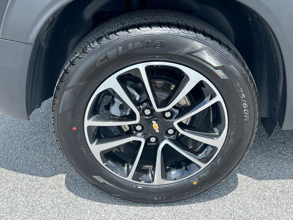 Used 2025 Chevrolet TrailBlazer LT AWD/4WD image 14