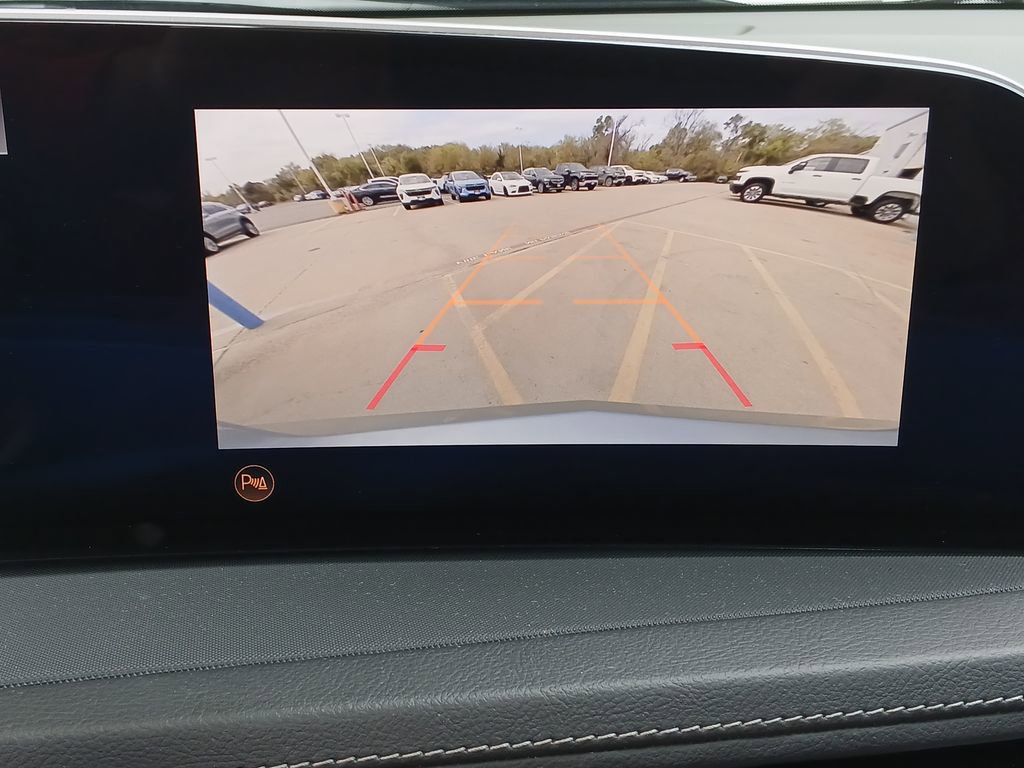 Certified 2024 Cadillac XT4 Luxury w/ Cold Weather Package image 15