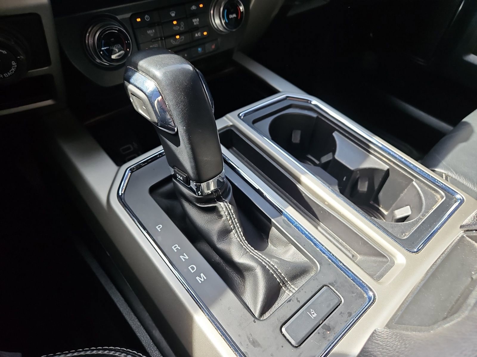 Used 2020 Ford F150 Lariat w/ Equipment Group 502A Luxury image 26