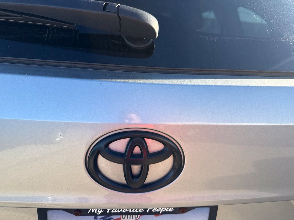 Used 2024 Toyota Highlander Limited AWD/4WD image 2
