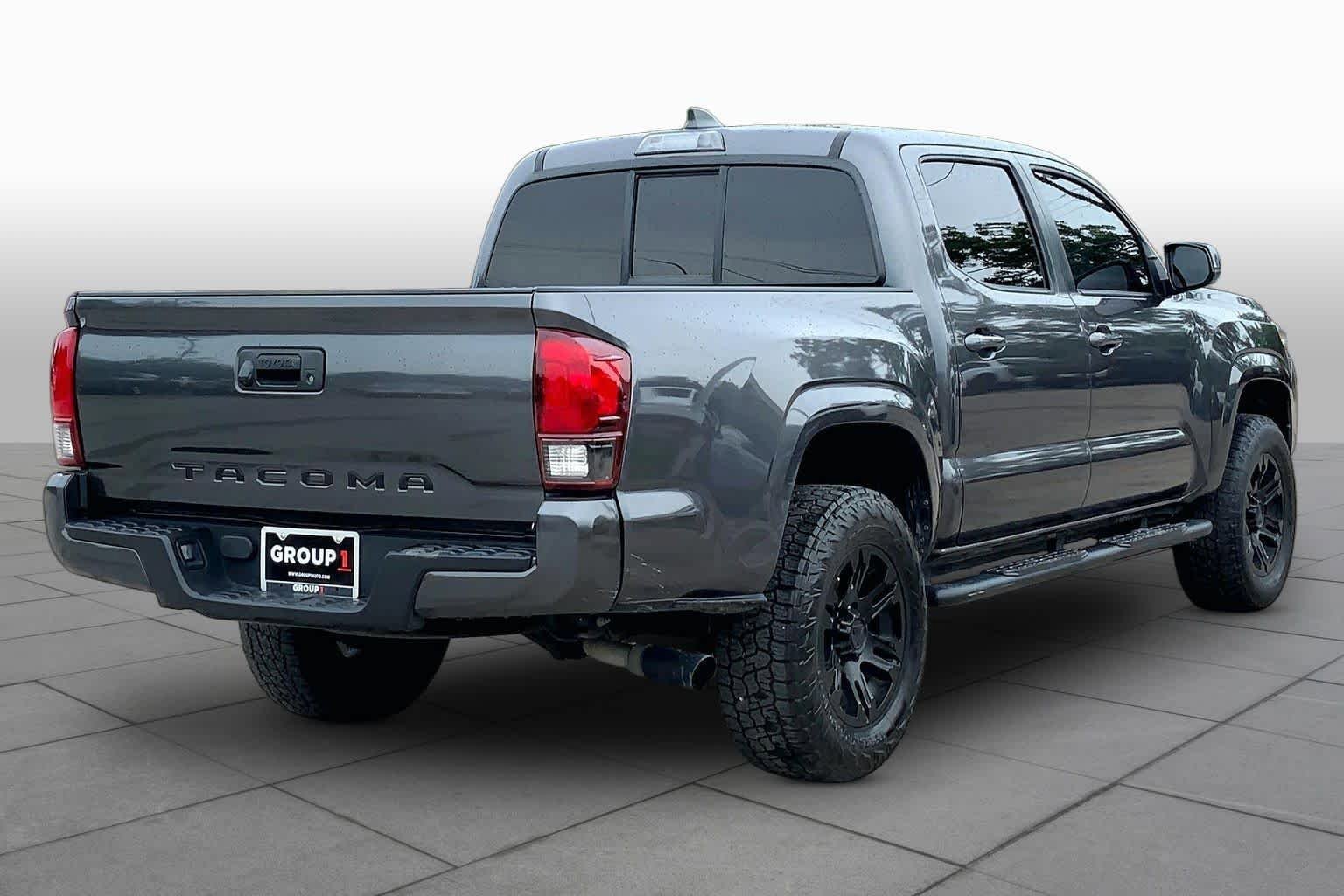 Used 2022 Toyota Tacoma SR w/ SR Convenience Package RWD image 12