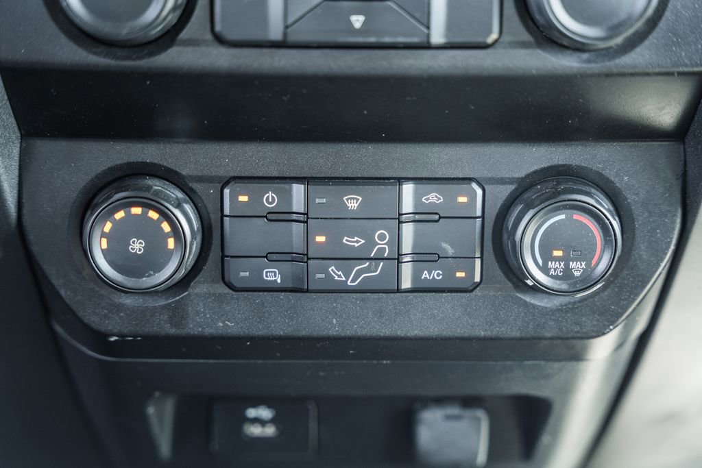 Used 2021 Ford F250 XL w/ STX Appearance Package RWD image 32