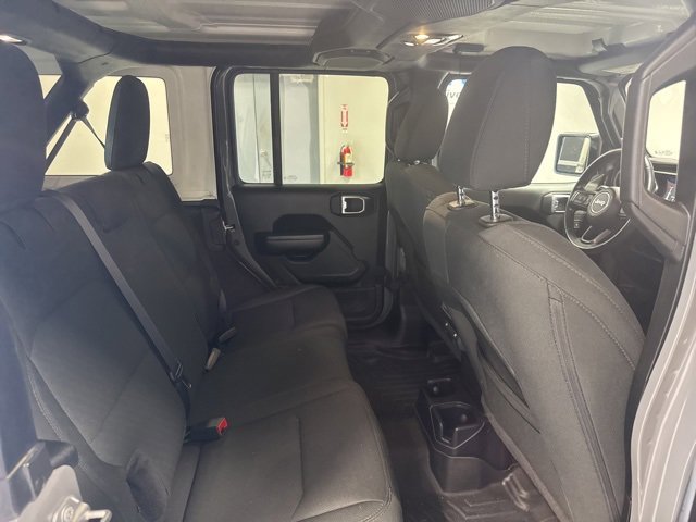 Used 2021 Jeep Wrangler Unlimited Sport image 17