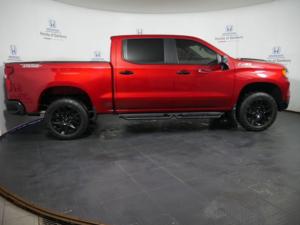 Used 2024 Chevrolet Silverado 1500 LT Trail Boss w/ Convenience Package II image 3