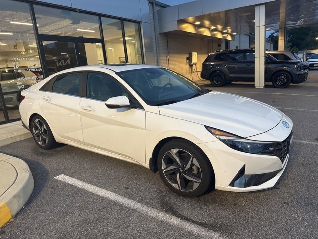 Used 2023 Hyundai Elantra Limited