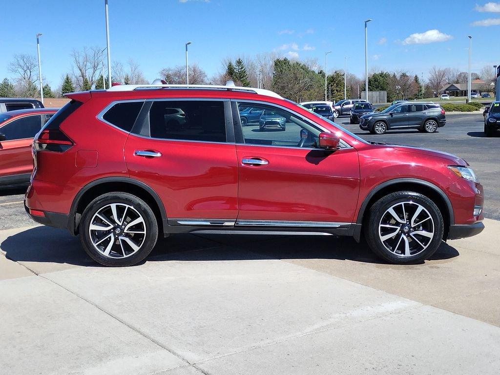 Used 2019 Nissan Rogue SL w/ Premium Package image 14
