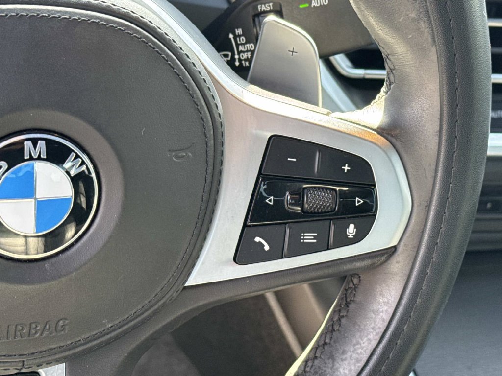 Used 2019 BMW 330i Sedan w/ M Sport Package RWD image 24
