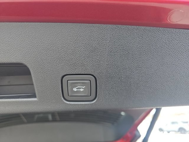 New 2026 GMC Acadia Elevation w/ LPO, Floor Liner Package AWD/4WD image 11