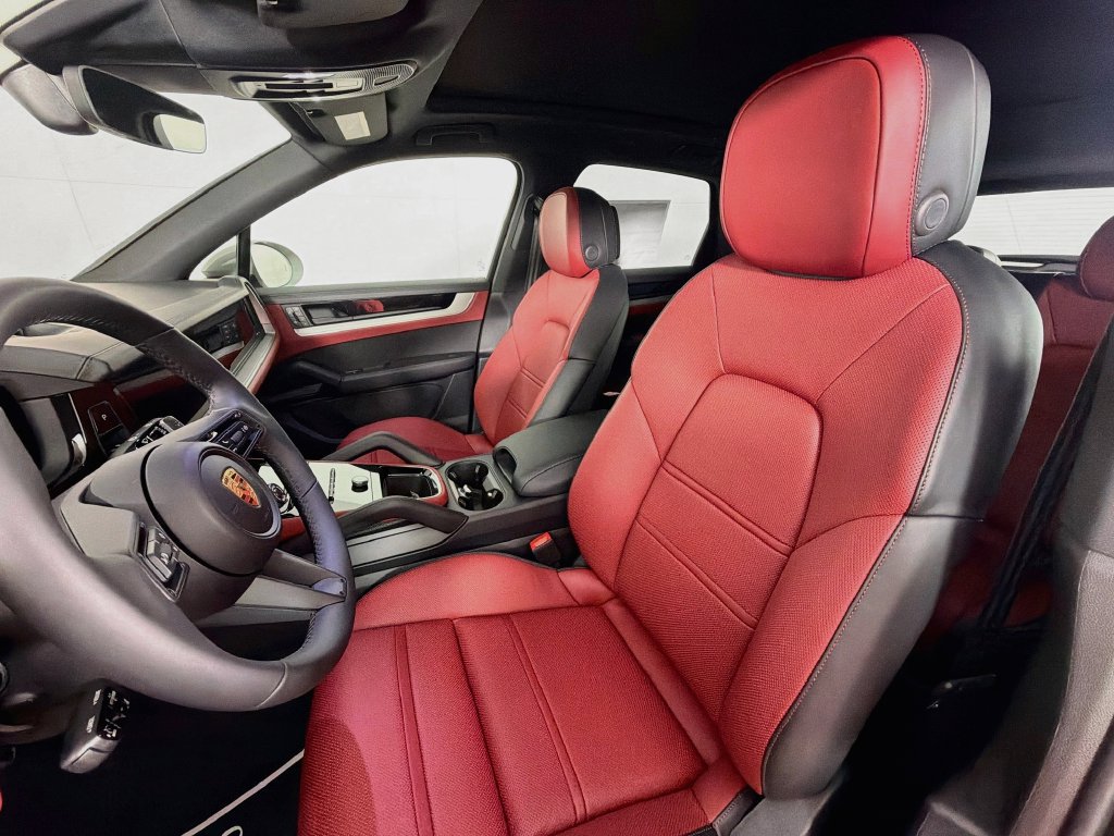 New 2026 Porsche Cayenne S AWD/4WD image 5