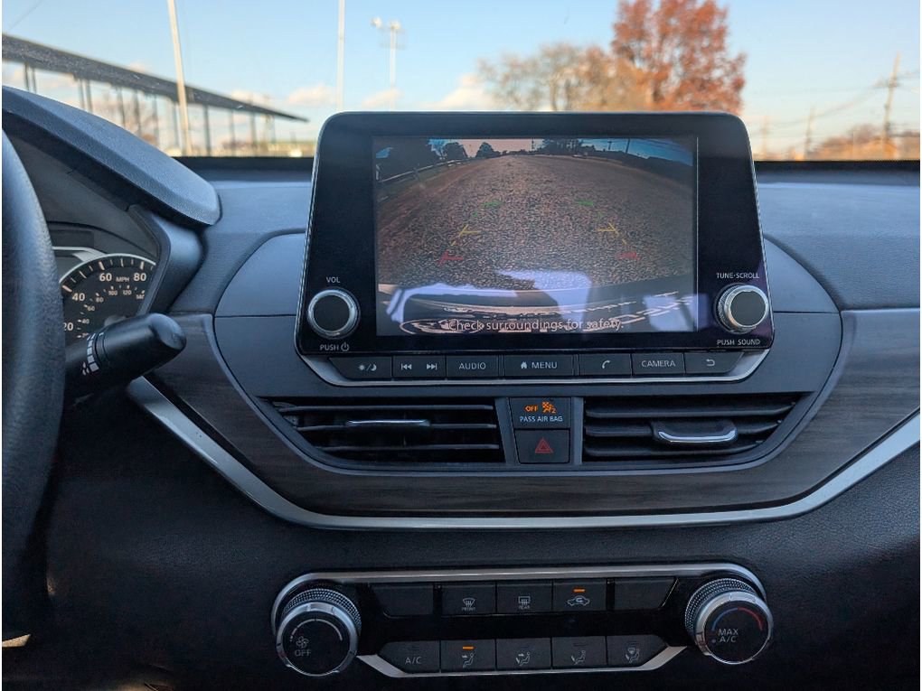 Used 2023 Nissan Altima 2.5 SV image 22