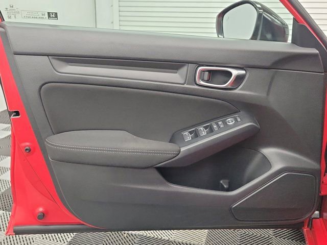 Used 2025 Honda Civic Sport image 18