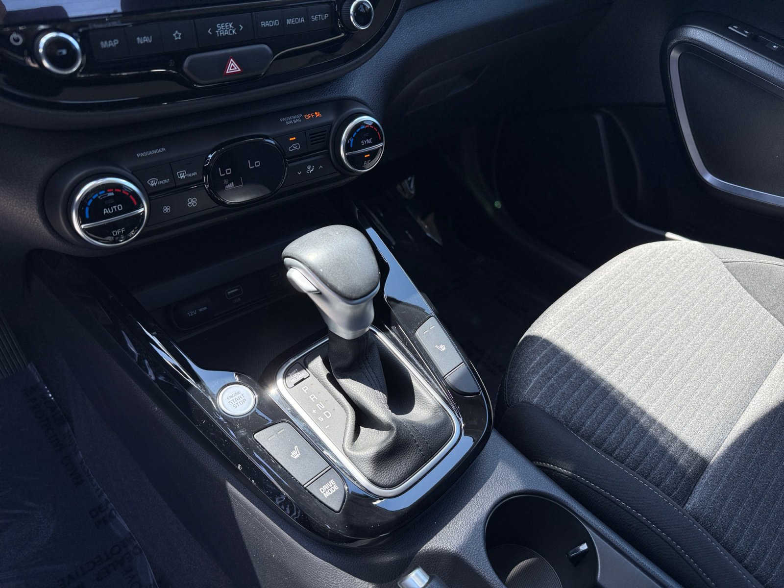 Certified 2023 Kia Soul EX FWD image 13