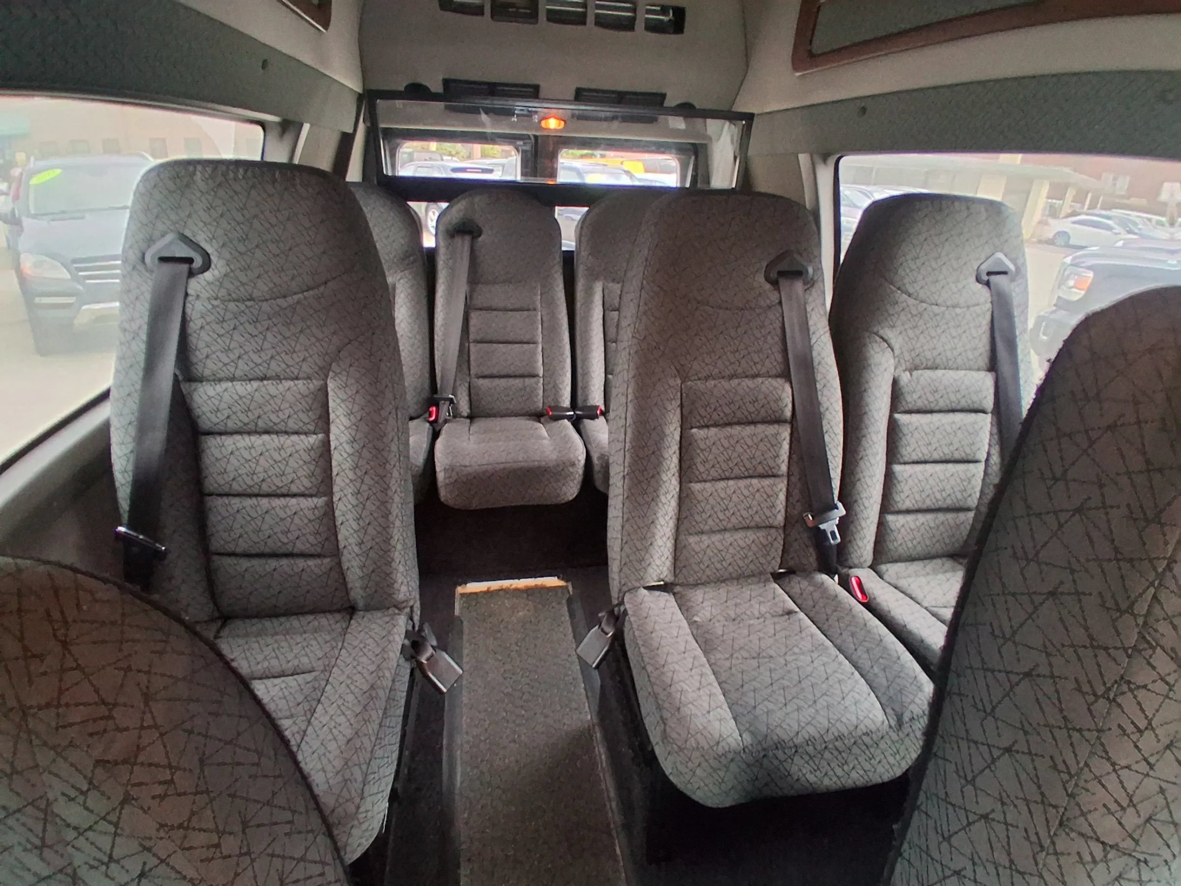 Used 2014 Ford E-250 and Econoline 250 Extended RWD image 18
