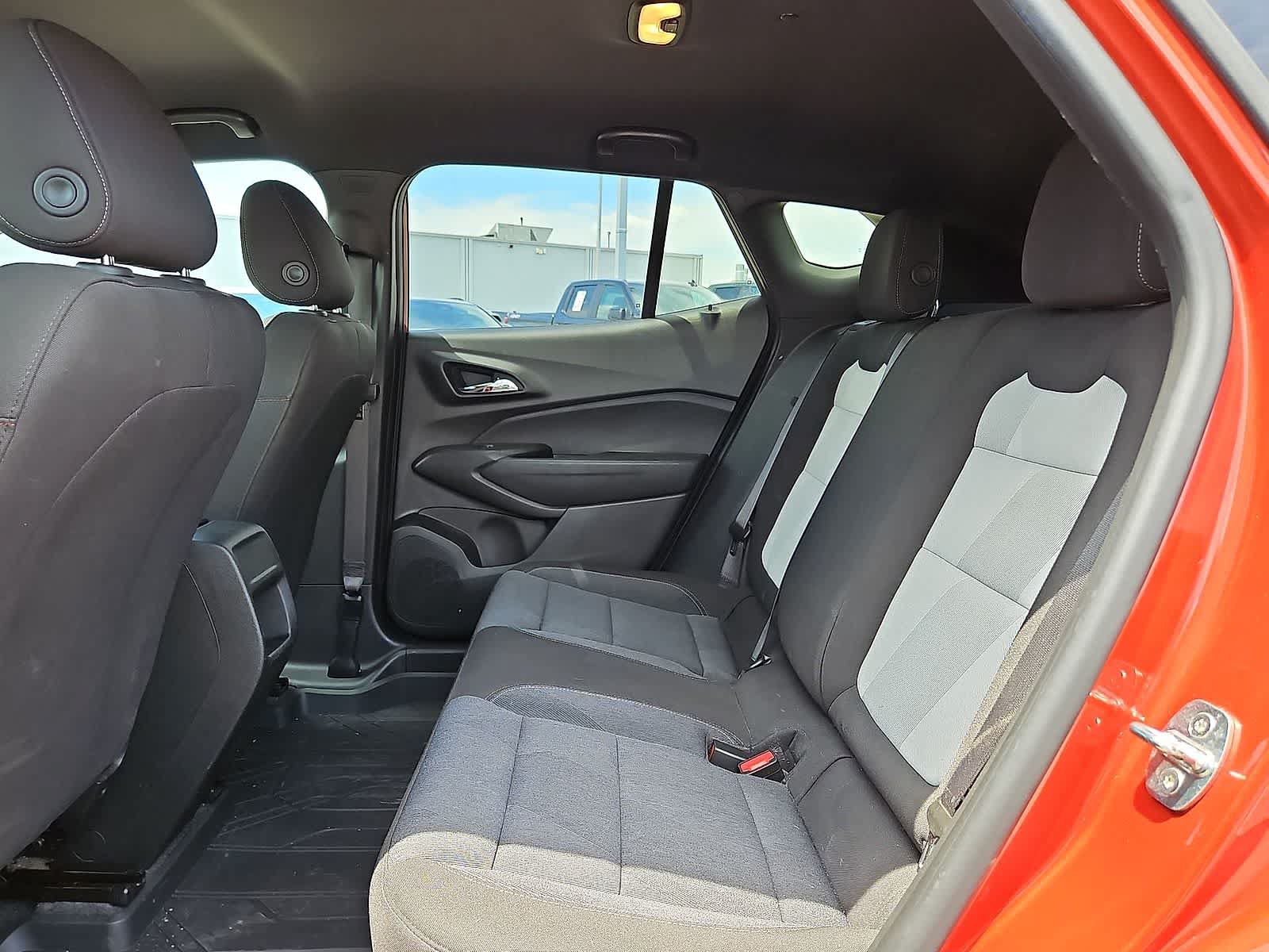 Used 2024 Chevrolet Trax RS w/ Driver Confidence Package FWD image 27