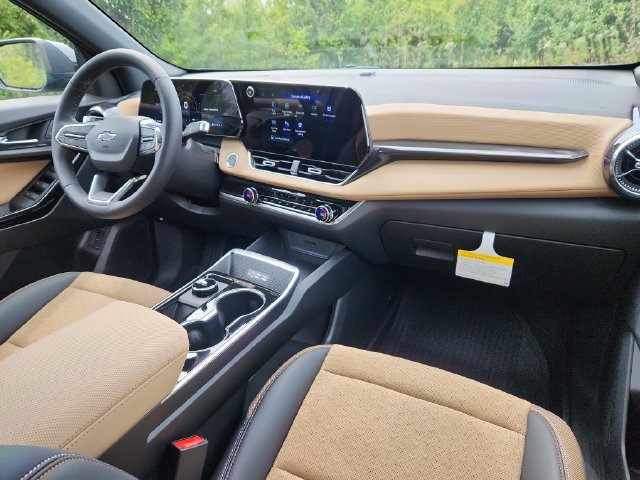 New 2027 Chevrolet Equinox ACTIV w/ Safety and Technology Package AWD/4WD image 19