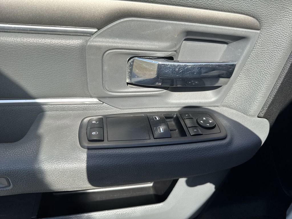 Used 2017 RAM 1500 Tradesman w/ Power & Remote Entry Group image 17