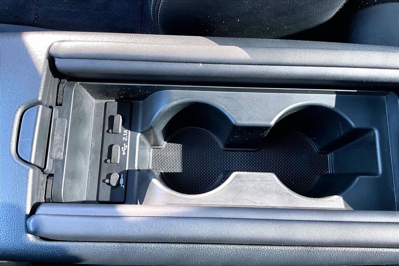 Used 2023 Toyota GR86 Premium image 15